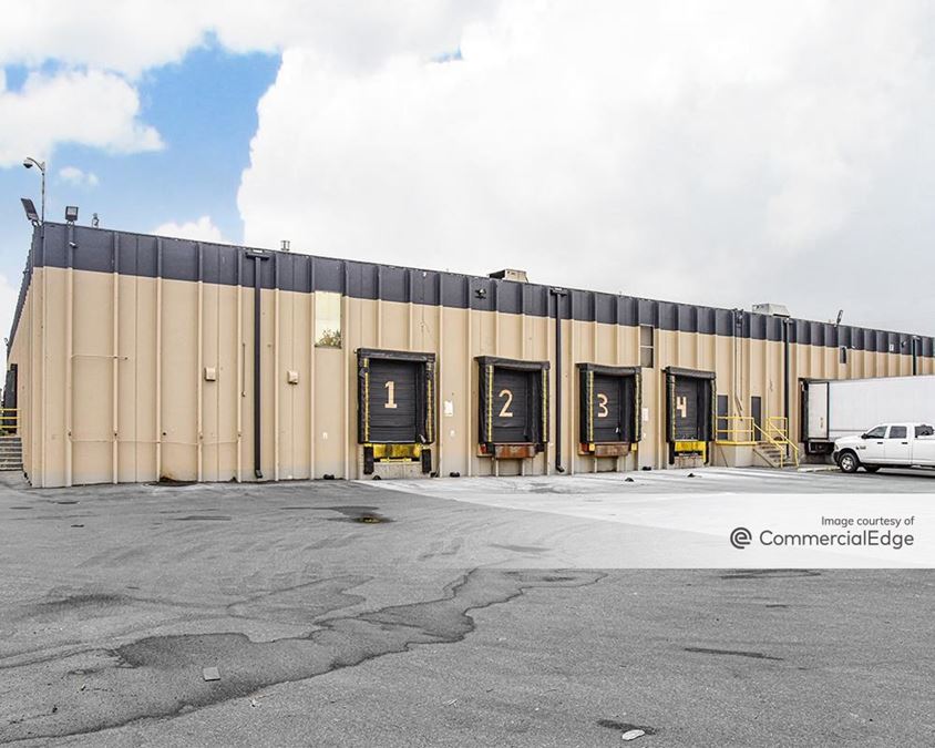 5140 Race Court