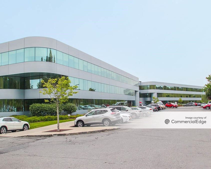 Medical Arts Atrium 19 Bradhurst Avenue Office Building