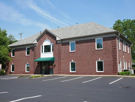 Commercial space for Rent at 207 old harrods creek rd in Louisville