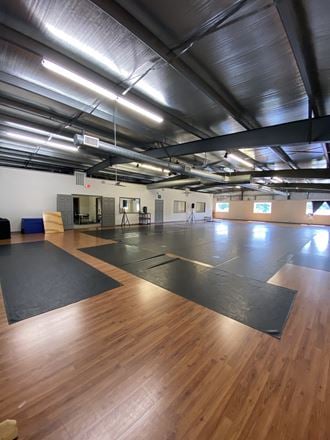 Retail/Office/Flex I-45 Building for Sale