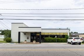 Former Bank Branch on Thibodaux Corner