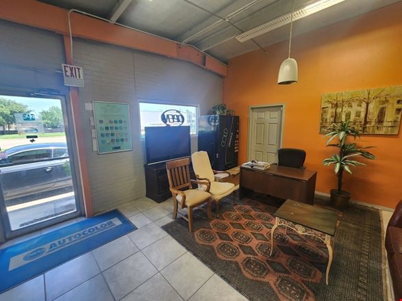 Pantego Automotive Repair Facility