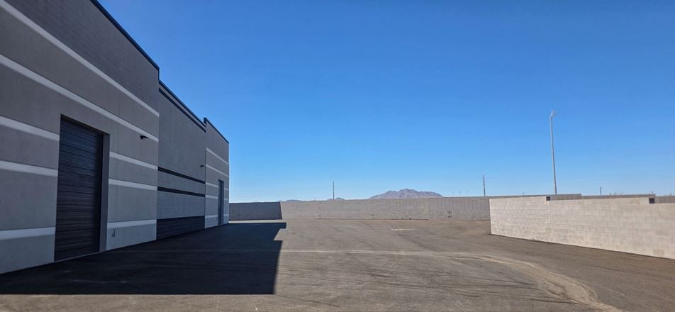 7320 E Pecos Rd, Bldg 03, Ste 105