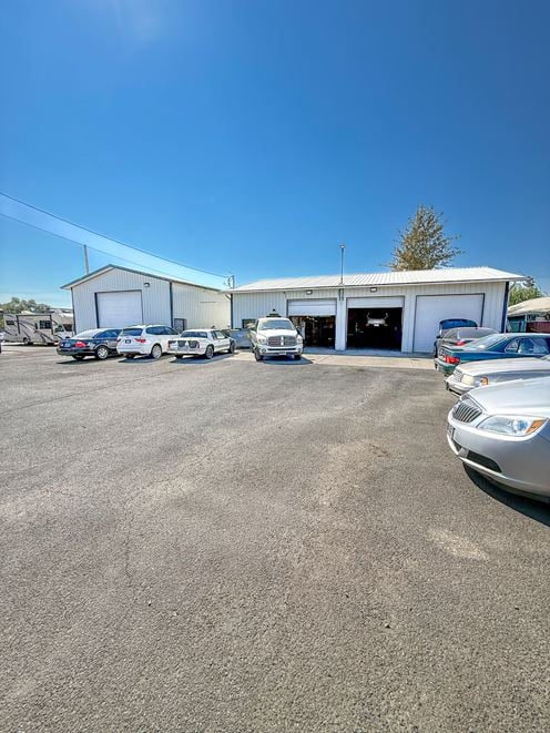 Highly Visible Prime Corner Lot Retail Pad, Office and Shop Space