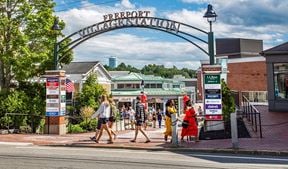 Freeport Village Station