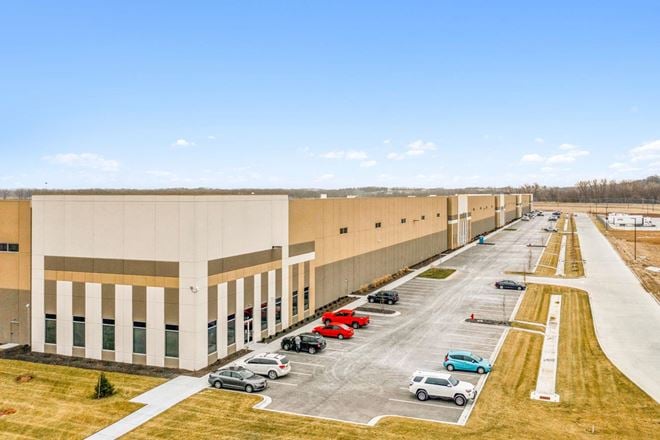 Northland Park Building VII