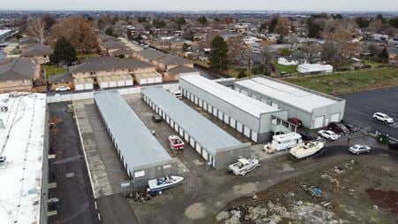 Industrial space for Sale at 3060 W Clearwater Ave in Kennewick