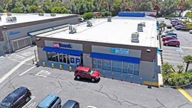 End-Cap Space in Baldwin Hills Center
