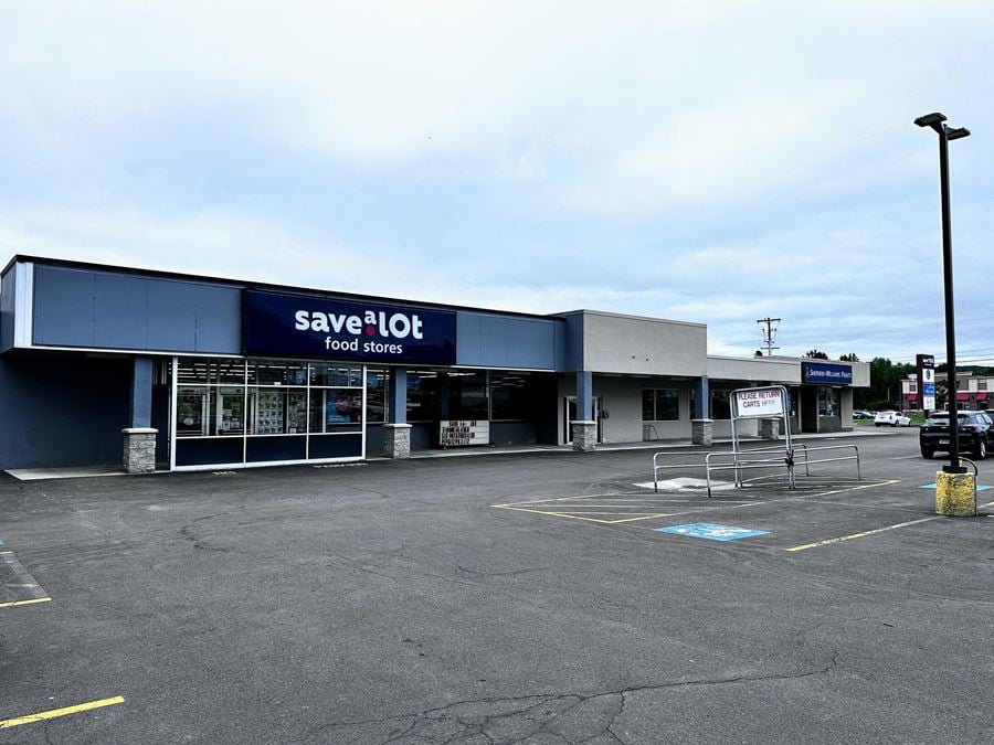 Retail Grocery Space Available