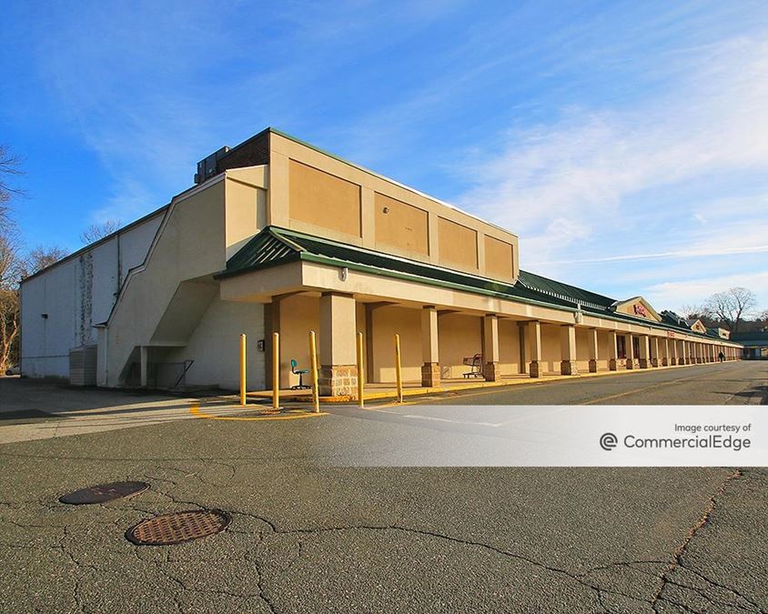 14 Danbury Road, Wilton Retail Space For Lease