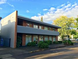 390 W 12th Avenue