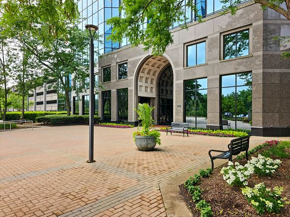 Regus - Buffalo Grove - E Lake Cook Rd
