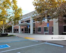 Crown Plaza - 2730 Gateway Oaks Drive