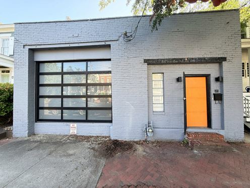 511 W Clay St