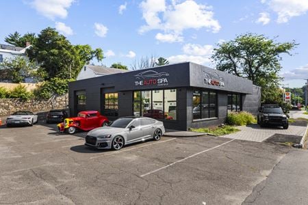 Retail space for Sale at 3266 Post Road in Southport