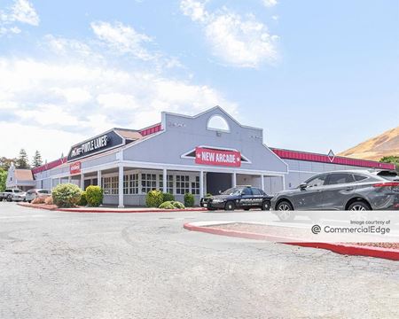 Retail space for Rent at 1580 Pinole Valley Road in Pinole