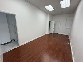 Brookhill Shopping Center - 6701-6721  Reisterstown Rd- 1,600 SF Inline Space