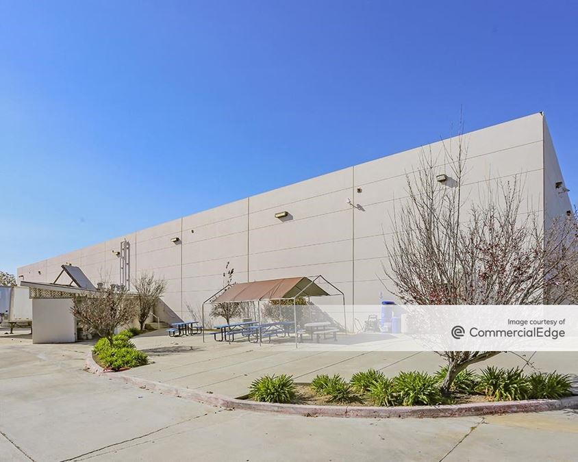 2731 Loker Avenue West, Carlsbad, CA | Industrial Building