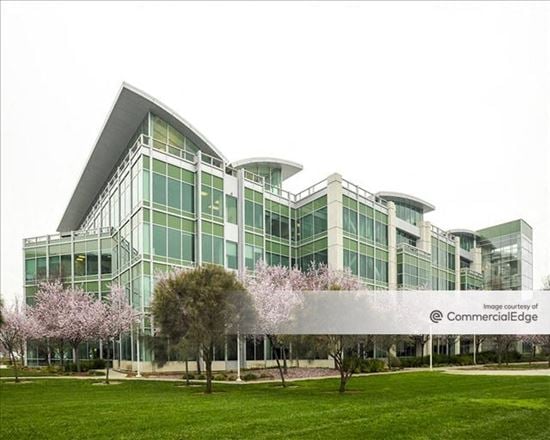 Pacific Shores Center - 2000 Seaport Blvd