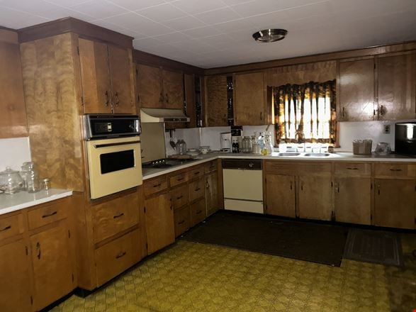 103 Ivy avenue Hueytown AL 35023
