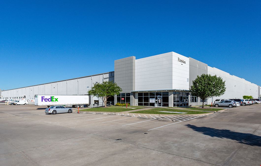 Ellington Trade Center