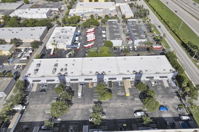 I - 75 Commercial Center