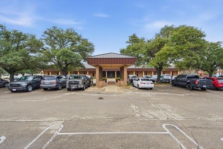 Office space for Rent at 4800 Lakewood Dr in Waco