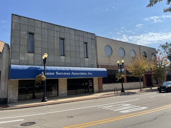Downtown Elgin office and medical suites, 1,300 to 10,000 SF