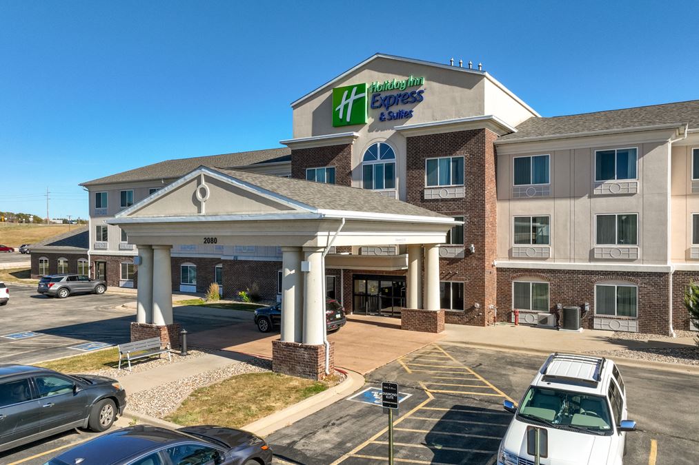 Holiday Inn Express & Suites Dubuque IA