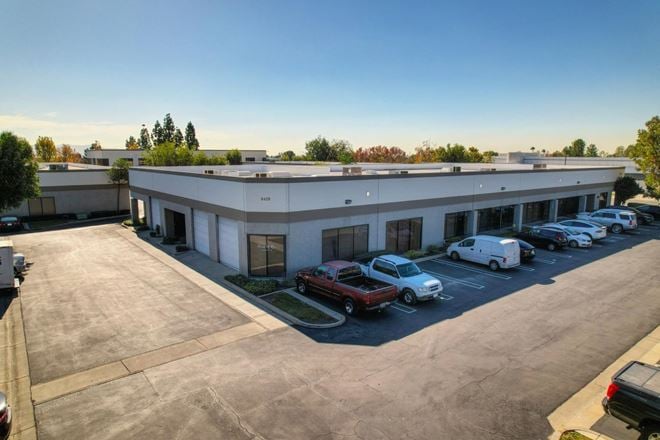 Arrow Business Center