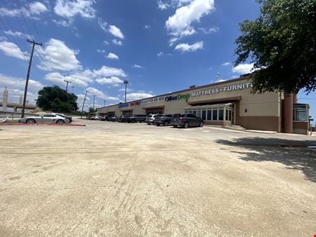 Retail space for Rent at 13902 IH 35 in Live Oak