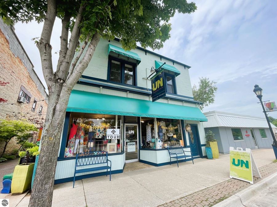 221 N Bridge St