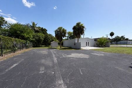 Office space for Rent at 2054 Crawford Street in Fort Myers