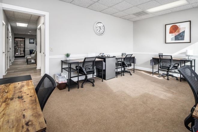 Influx Business Hub - East Arlington