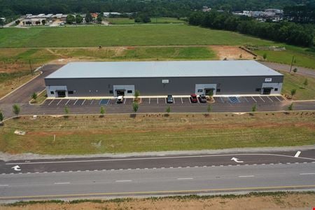 Photo of commercial space at 5150 North Memorial Parkway in Huntsville
