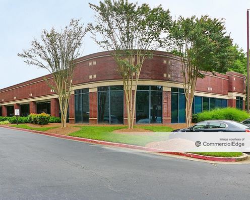Woodside Center - Buildings 200 & 300