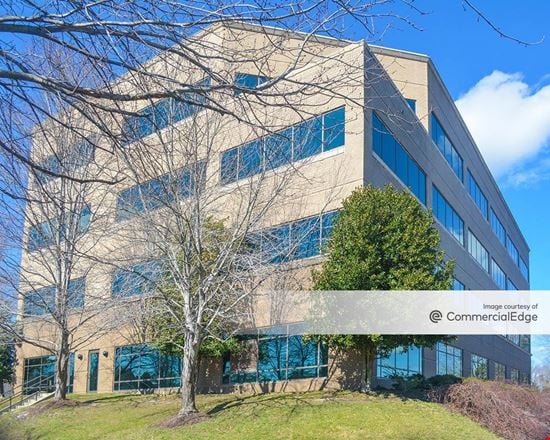 Innsbrook Corporate Center - Highwoods One