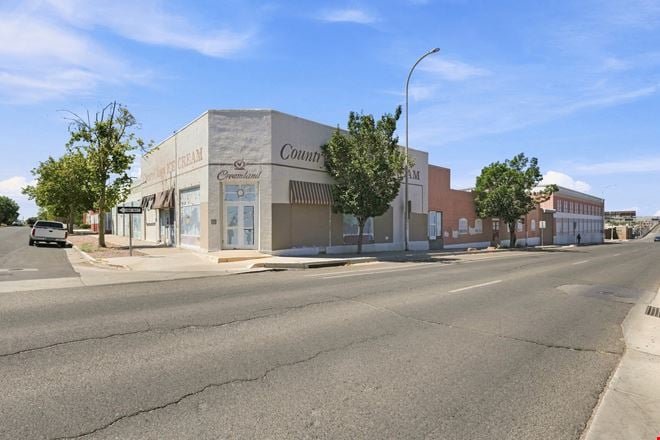 500 & 515 Broadway Blvd SE