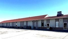 122 E Division Rd