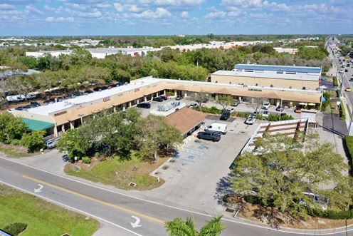Orange Pine Plaza