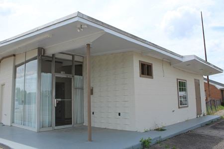 Retail space for Rent at 1102 Meeting St in West Columbia