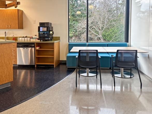 Regus - Bainbridge - Ravine Ln