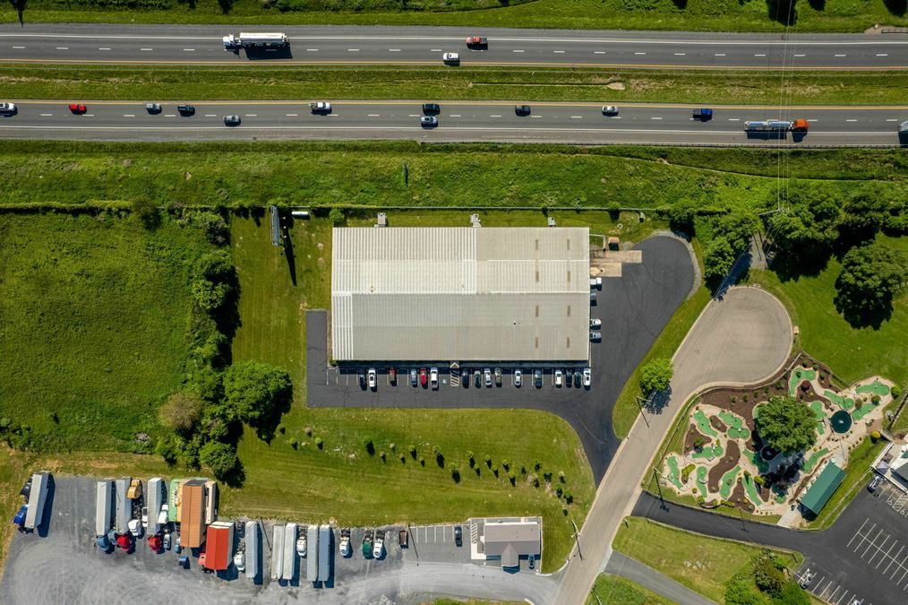 UP TO 30,000 SF FLEX SPACE AVAILABLE BORDERING INTERSTATE 81