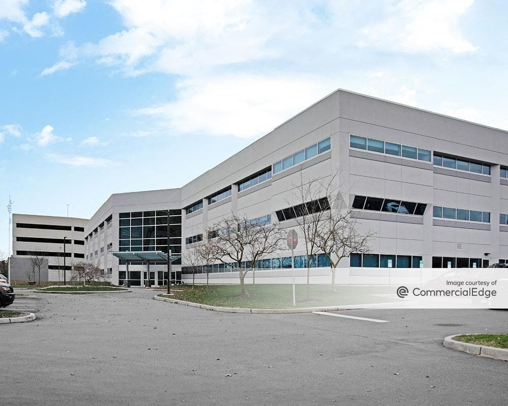 Raritan Plaza II - 91 Fieldcrest Avenue, Edison, NJ | Office Building