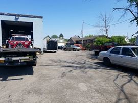 2611 Pine Ave - Established Repair Center