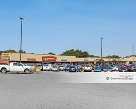 Wynnewood Village Shopping Center