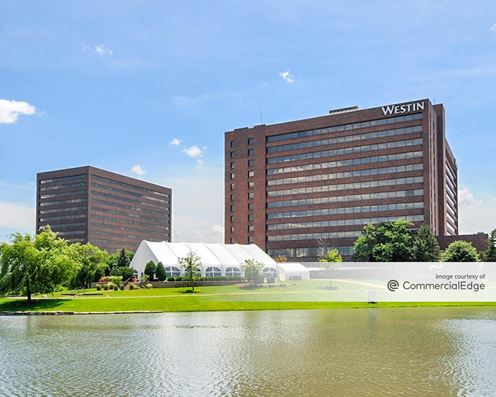 Hamilton Lakes Business Park - 500 Park Blvd