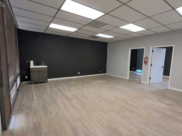 Oakridge Professional Center