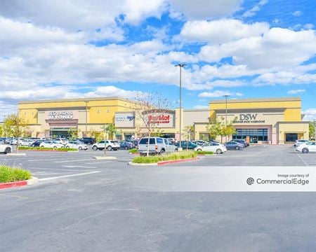 Retail space for Rent at 6500 Canoga Avenue in Canoga Park