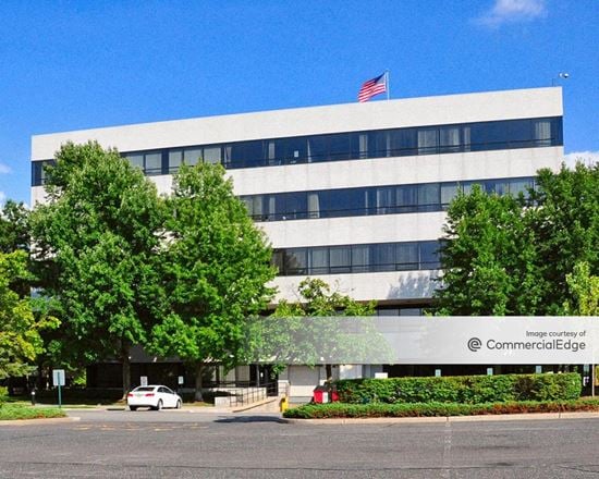 15 East Midland Avenue